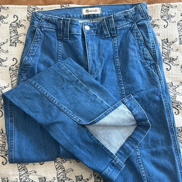 Madewell Vintage Straight Jean - Picture 2 of 7
